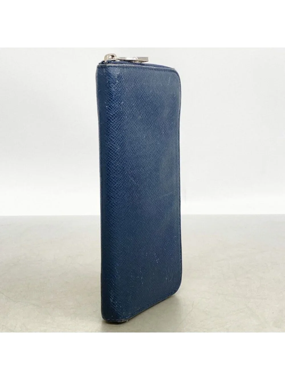 Louis Vuitton Wallet Taiga Zippy Vertical Ocean